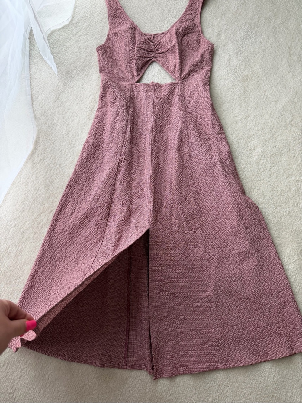 BNWT Christy Dawn Mauve Pink Textured Cutout Midi Dress - Picture 2 of 5